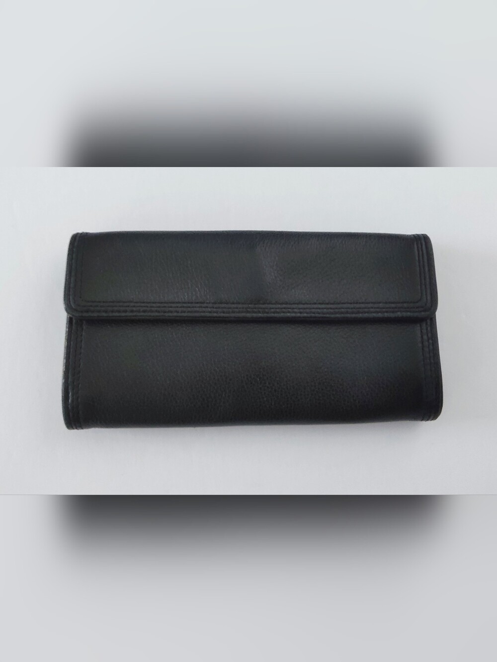 Michael Kors  Black Leather  Wallet. Pre-owned.